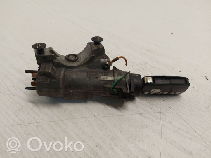 Volkswagen New Beetle Ignition lock 4B0905851C