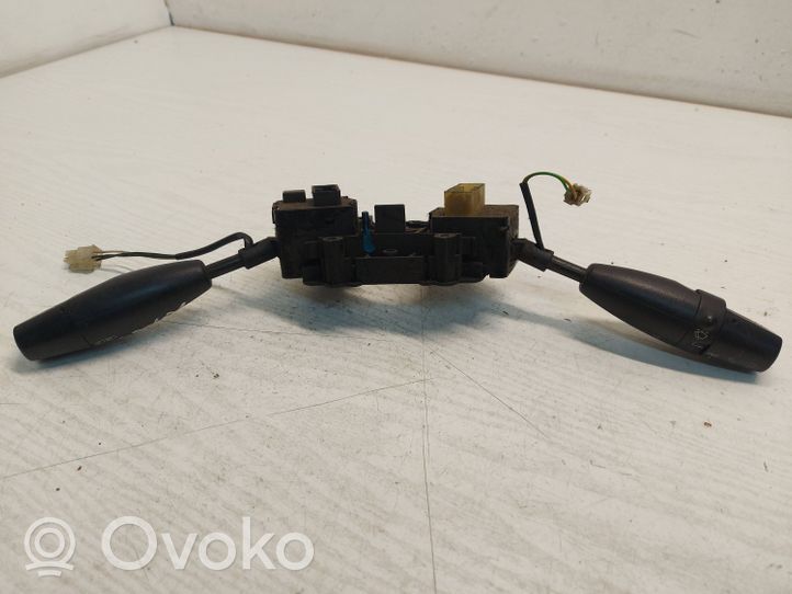 Daewoo Lanos Interruptor/palanca de limpiador de luz de giro 