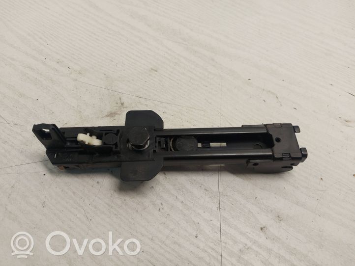 Audi Q7 4L Moteur de réglage de ceinture de sécurité 8E0857833F