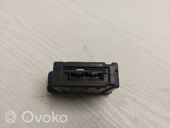 Peugeot 406 Monitori/näyttö/pieni näyttö 96188