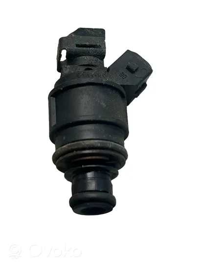 Opel Zafira A Fuel injector 90536149