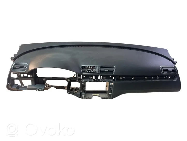 Volkswagen PASSAT CC Dashboard 3C1857003