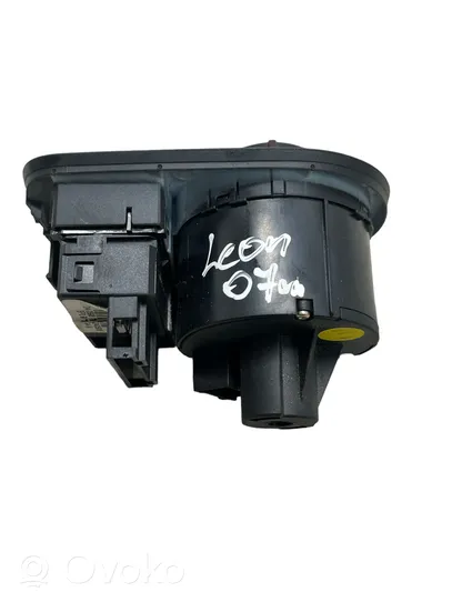 Seat Leon (1P) Interruttore luci 1P1941431B