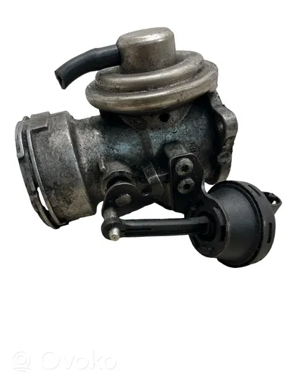 Seat Alhambra (Mk1) Engine shut-off valve 038129637A