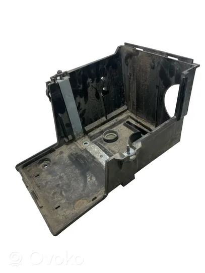 Volvo V50 Support boîte de batterie 30667941