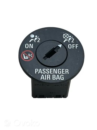 Opel Meriva B Interrupteur commutateur airbag passager 13577258