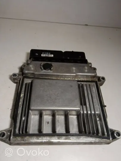 KIA Rio Komputer / Sterownik ECU silnika 3910026CF0