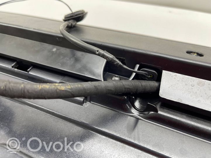 BMW i3 Spoiler tylnej szyby klapy bagażnika 7305042