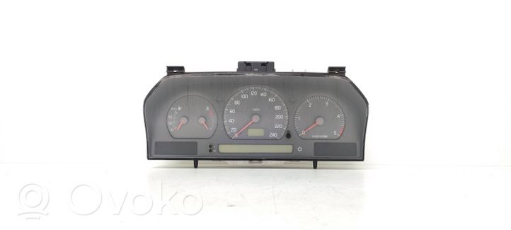 Volvo S70  V70  V70 XC Tachimetro (quadro strumenti) 9472523