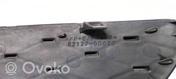 Toyota Yaris Kratka dolna zderzaka przedniego 521270D050