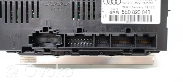 Audi A4 S4 B6 8E 8H Panel klimatyzacji 8E0820043