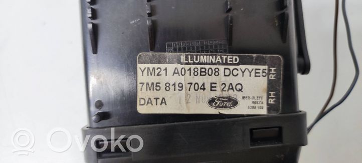 Ford Galaxy Dysze / Kratki środkowego nawiewu deski rozdzielczej 7M5819704E