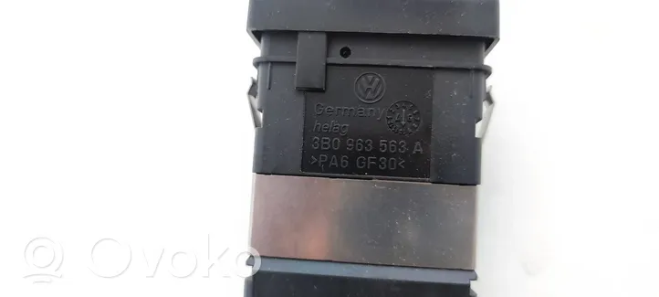 Volkswagen PASSAT B5 Interruttore riscaldamento sedile 3B0963563A