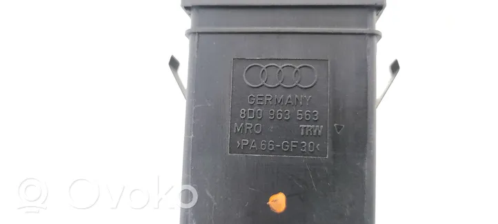 Audi A4 S4 B5 8D Sėdynių šildymo jungtukas 8D0963563