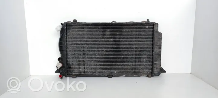 Audi 80 90 S2 B4 Radiateur de refroidissement 8A0121251