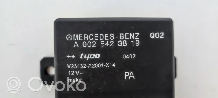 Mercedes-Benz E W211 Relè preriscaldamento candelette A0025423819