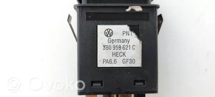 Volkswagen PASSAT B5.5 Logu elektriskās apsildes slēdzis 3B0959621C