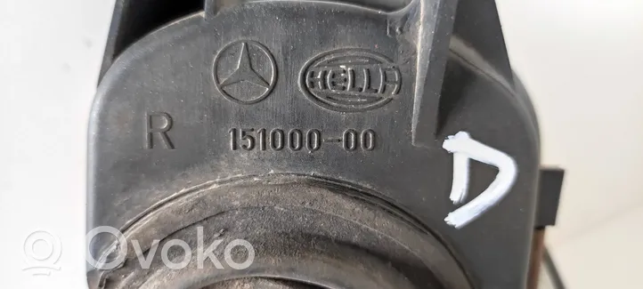 Mercedes-Benz C W203 Feu antibrouillard avant 15100000