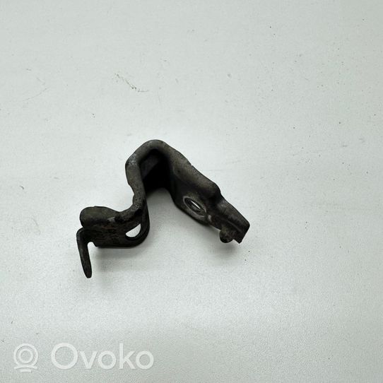 Opel Insignia A Radiator mount bracket 13239137