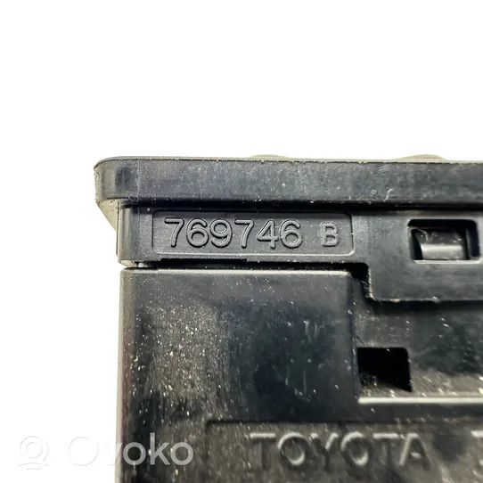 Toyota Avensis Verso Przycisk regulacji lusterek bocznych 769746B