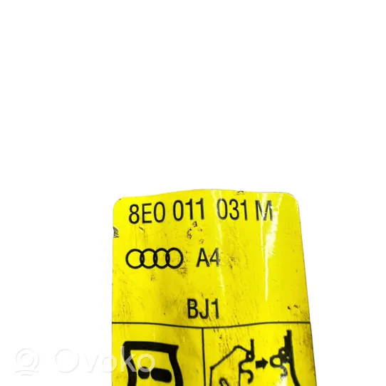 Audi A4 S4 B7 8E 8H Lewarek samochodowy 8E0011031M