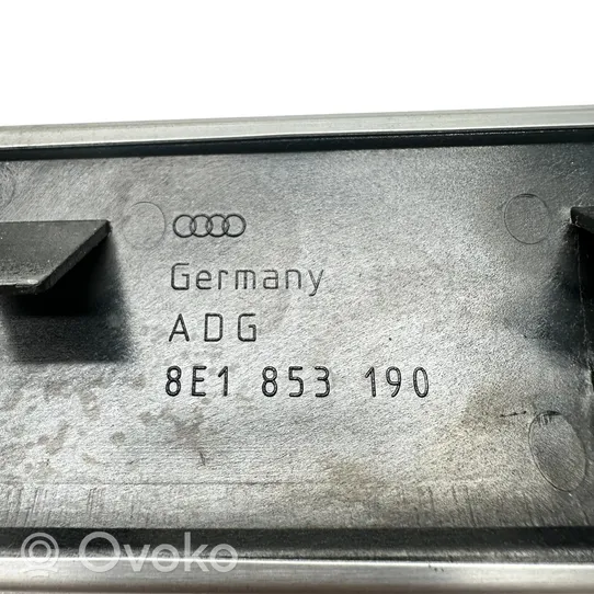 Audi A4 S4 B7 8E 8H Panelės apdaila 8E1853190