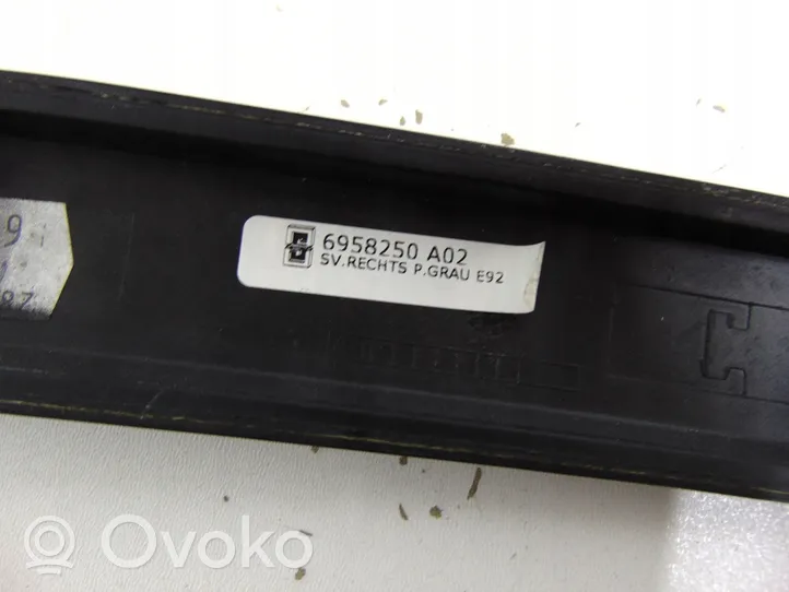 BMW 3 E92 E93 Muu takaoven verhoiluelementti 13629490859