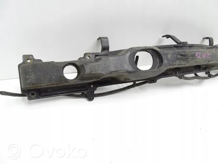 Hyundai ix35 Traversa di supporto paraurti posteriore 86631-2Y000