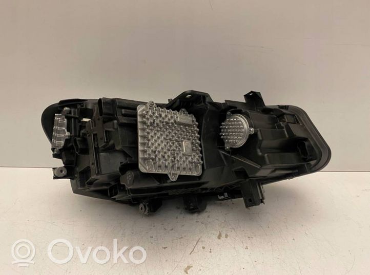 BMW 2 F45 Phare frontale 8738641