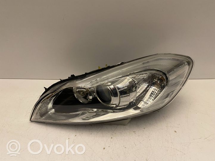 Volvo C30 Phare frontale 31299752