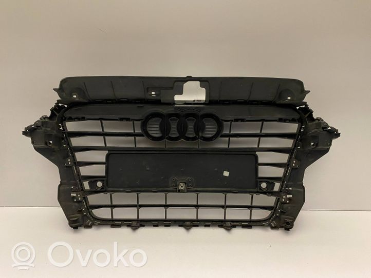 Audi A3 S3 8V Maskownica / Grill / Atrapa górna chłodnicy 8V3853651