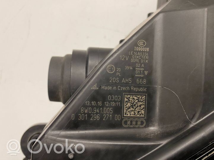 Audi A4 S4 B9 Lampa przednia 8W0941005