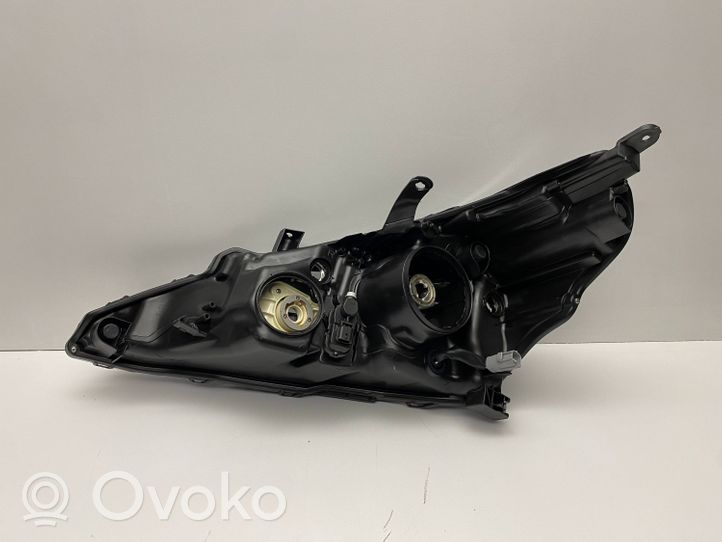 Toyota Verso Faro/fanale 811300F16100