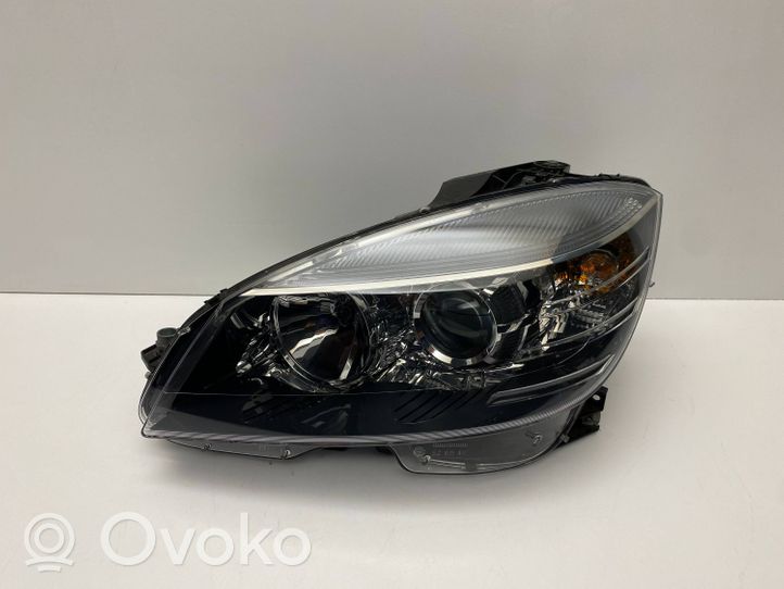 Mercedes-Benz CLC CL203 Lampa przednia A2038205759