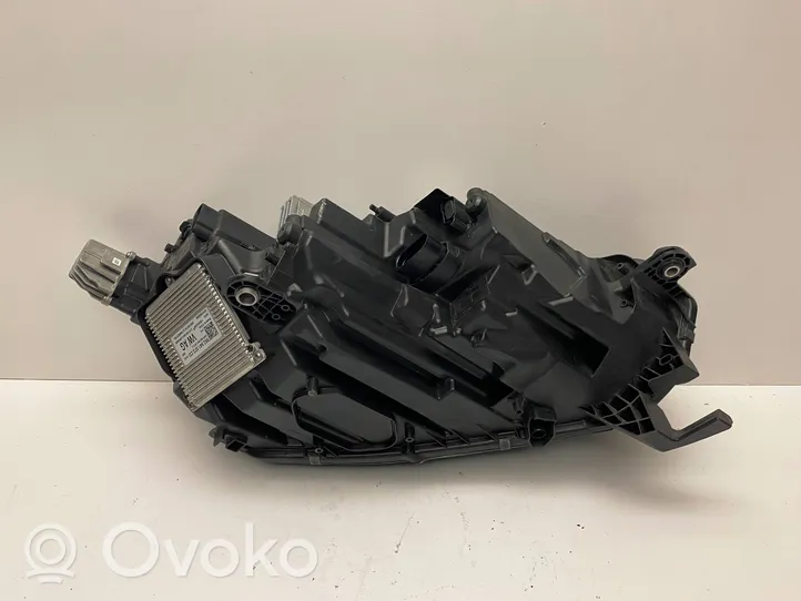 Skoda Octavia Mk4 Lampa przednia 5E4941015A
