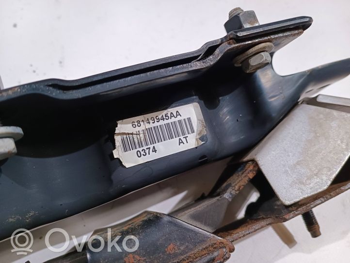 Dodge RAM Supporto di montaggio scatola del cambio 68149945