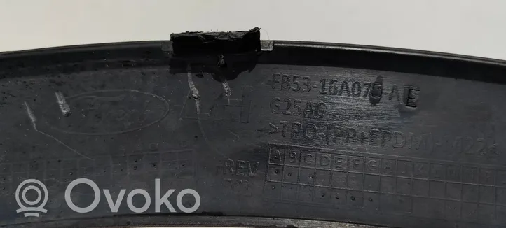 Ford Explorer Listwa / Nakładka na błotnik przedni FB53-16A075-AE