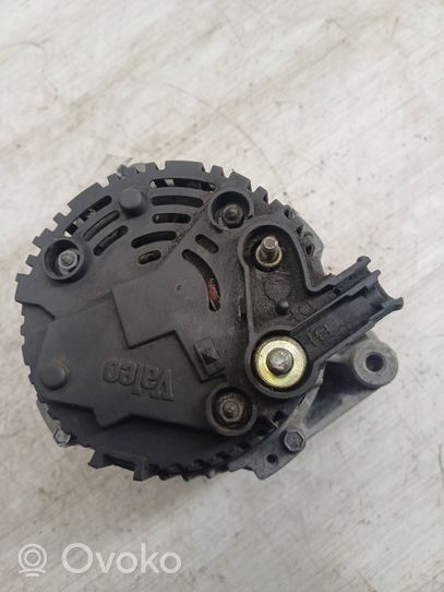 BMW 5 E34 Alternator 2244884