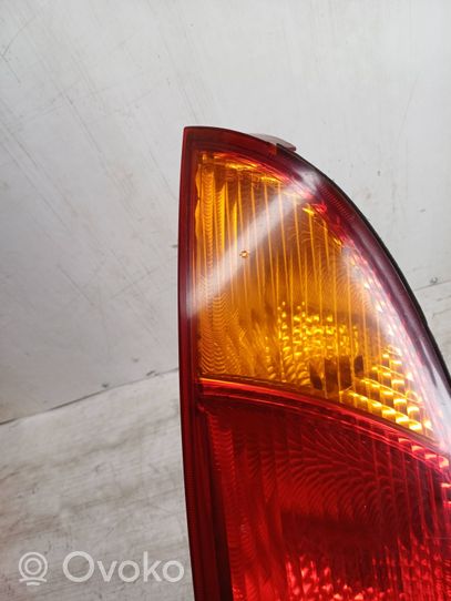 Ford Focus Lampa tylna 13405