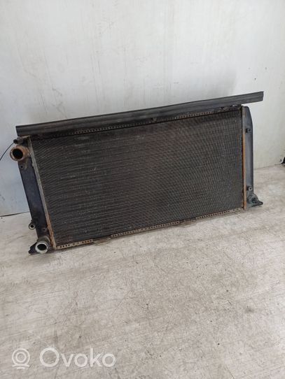Audi 80 90 S2 B4 Coolant radiator 