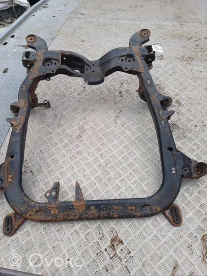 Opel Astra H Front subframe 