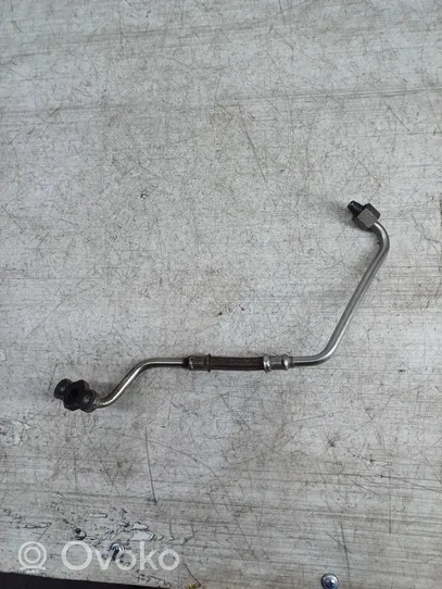 Volvo V70 Turbo turbocharger oiling pipe/hose 