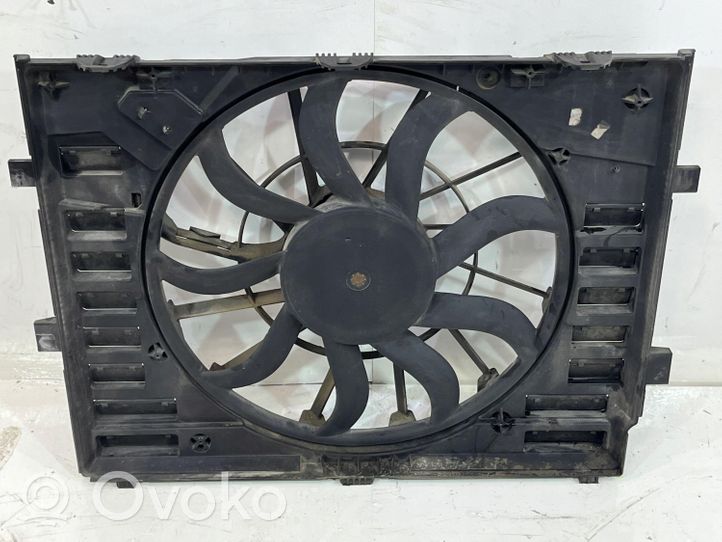 Volkswagen Touareg II Elektrinis radiatorių ventiliatorius 7P0121203E | 000000000000