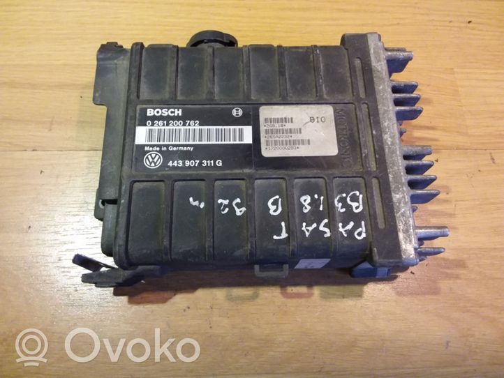 Volkswagen PASSAT B3 Calculateur moteur ECU 0261200762