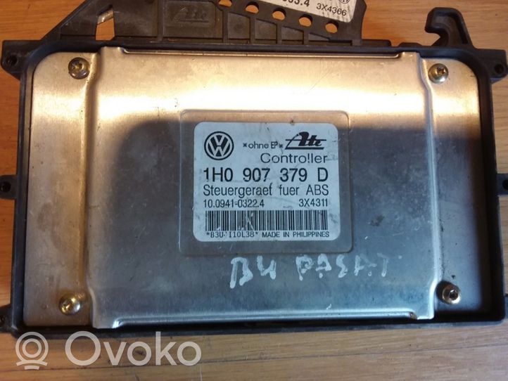 Volkswagen PASSAT B3 Unidad de control/módulo del ABS 1H0907379D