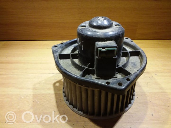 Nissan Sunny Ventola riscaldamento/ventilatore abitacolo 4755030352