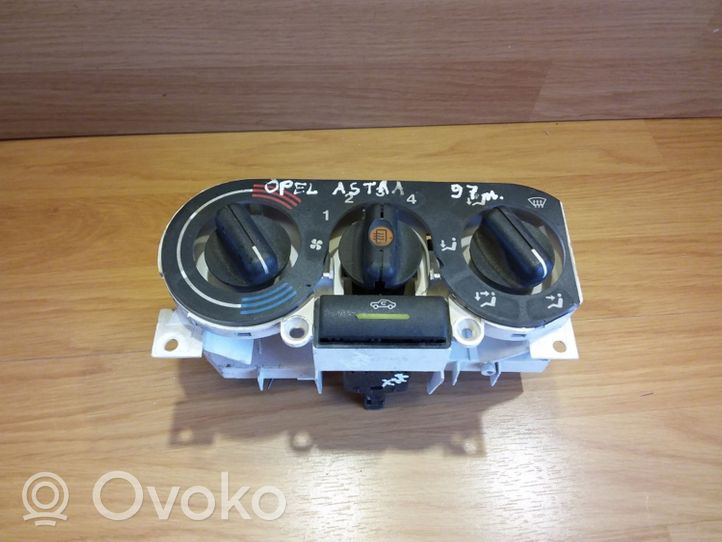 Opel Astra F Climate control unit 90360130