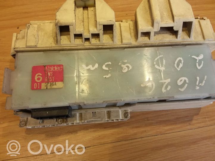 Mazda 626 Fuse module 2E16A