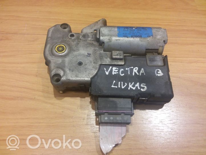 Opel Vectra B Stoglangio varikliukas/ pavara 0390201674