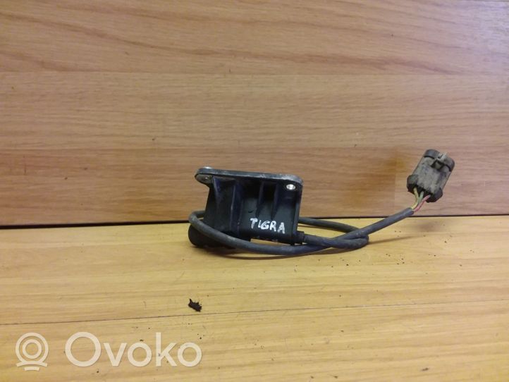 Opel Vectra B Sensore di posizione albero a camme 90412795